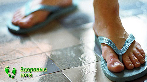 Резиновые тапочки для защиты ног